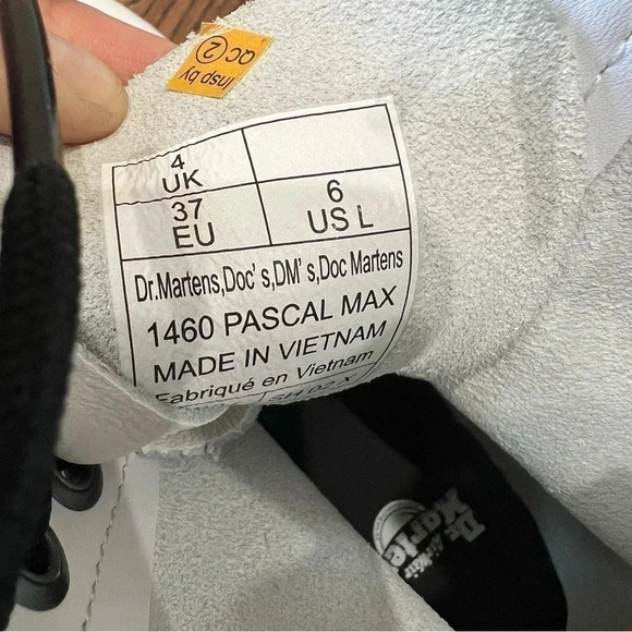 DR. MARTENS 1460 Pascal Max Optical White Platform Boots Women’s Size 6 Sold Out - Picture 14 of 15